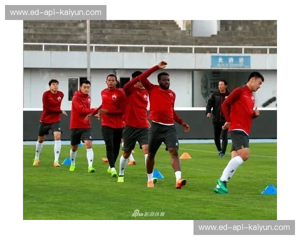 越野跑赛季备战：从零到峰值的冲刺指南